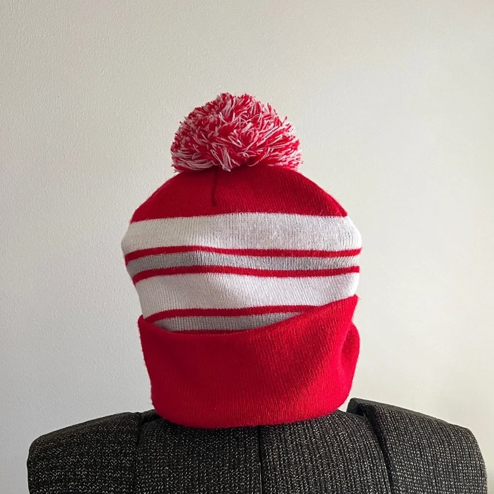 City Hunter Red White Gray Knit Beanie Stocking Cap Pom Pom One Size Guy/Girl